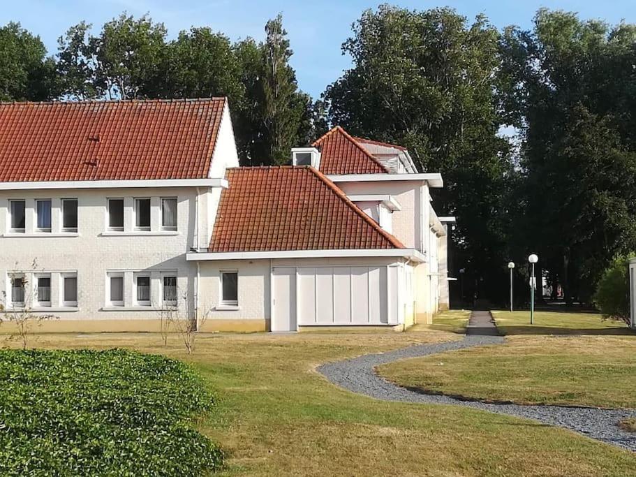 Spacieux Duplex Pres De La Mer 4 Chambres 2 Sdb De Haan Eksteriør bilde